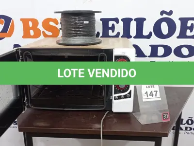 LOTE 147 - 01 FORNO ELÉTRICO E 01 ROLO DE CABO DE AÇO. (NO ESTADO) ATENÇÃO! FAZER A VISITAÇÃO ANTES DE ARREMATAR, NÃO SABEMOS SE FUNCIONA, LEILÃO NÃO TEM GARANTIA E NEM DEVOLUÇÃO, SUJEITO A POSSÍVEIS AVARIAS VISÍVEIS/OCULTAS E/OU AUSÊNCIA DE COMPONENTES.