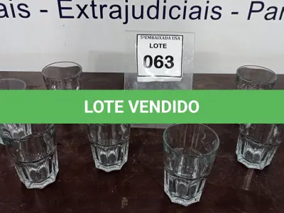 LOTE 063 - 07 COPOS DE VIDRO. (NO ESTADO EM QUE SE ENCONTRA. SUJEITO A AVARIAS OCULTAS/VISÍVEIS.)
