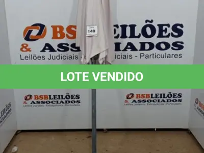 LOTE 149 - 01 GUARDA SOL. (NO ESTADO EM QUE SE ENCONTRA. SUJEITO A AVARIAS OCULTAS/VISÍVEIS.) BH1638M