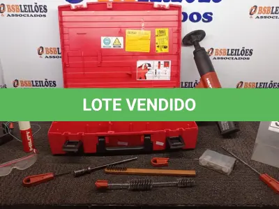 LOTE 398 - 01 FINCA PINO HLTI MODELO DX A41 COM ACESSÓRIOS E MALETA. (NO ESTADO) ATENÇÃO! FAZER A VISITAÇÃO ANTES DE ARREMATAR, NÃO SABEMOS SE FUNCIONA. LEILÃO NÃO TEM GARANTIA E NEM DEVOLUÇÃO, SUJEITO A POSSÍVEIS AVARIAS VISÍVEIS/OCULTAS E/OU AUSÊNCIA DE COMPONENTES.