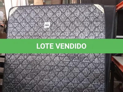 LOTE 089 - 01 COLCHÃO DE CASAL COM BASES 1,98CM X 1,58CM. (NO ESTADO EM QUE SE ENCONTRA. SUJEITO A AVARIAS OCULTAS/VISÍVEIS.)  AU1899V