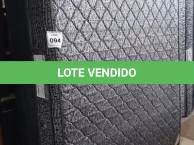 LOTE 094 - 01 COLCHÃO DE CASAL COM BASES 1,98CM X 1,58CM AU1901J/ BF8670H (NO ESTADO EM QUE SE ENCONTRA. SUJEITO A AVARIAS OCULTAS/VISÍVEIS.)