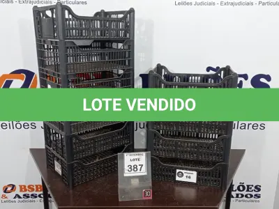 LOTE 387 - 10 CESTAS ORGANIZADORAS. (NO ESTADO) ATENÇÃO! FAZER A VISITAÇÃO ANTES DE ARREMATAR, NÃO SABEMOS SE FUNCIONA, LEILÃO NÃO TEM GARANTIA E NEM DEVOLUÇÃO, SUJEITO A POSSÍVEIS AVARIAS VISÍVEIS/OCULTAS E/OU AUSÊNCIA DE COMPONENTES.