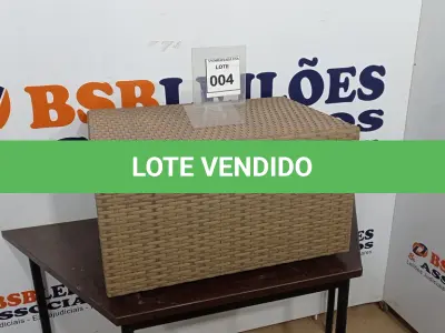LOTE 004 - 01 MESA DE CENTRO DE JARDIM. (NO ESTADO EM QUE SE ENCONTRA. SUJEITO A AVARIAS OCULTAS/VISÍVEIS.)  BH1517L