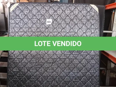 LOTE 089 - 01 COLCHÃO DE CASAL COM BASES 1,98CM X 1,58CM. (NO ESTADO EM QUE SE ENCONTRA. SUJEITO A AVARIAS OCULTAS/VISÍVEIS.)  AU1899V