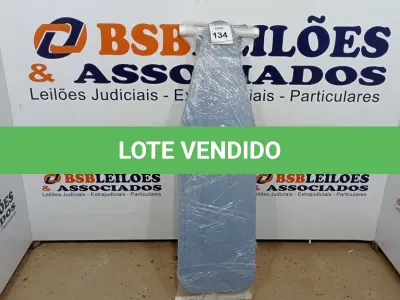 LOTE 134 - 01 TÁBUA DE PASSAR ROUPAS. (NO ESTADO EM QUE SE ENCONTRA. SUJEITO A AVARIAS OCULTAS/VISÍVEIS.) 