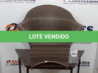 LOTE 008 - 01 CADEIRA DE JARDIM. (NO ESTADO EM QUE SE ENCONTRA. SUJEITO A AVARIAS OCULTAS/VISÍVEIS.) BF8719E