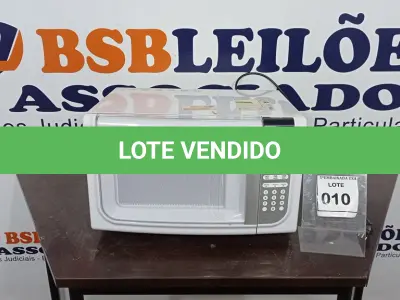 LOTE 010 - 01 MICROONDAS ELECTROLUX 220V. (NO ESTADO EM QUE SE ENCONTRA. SUJEITO A AVARIAS OCULTAS/VISÍVEIS.) BH1531N