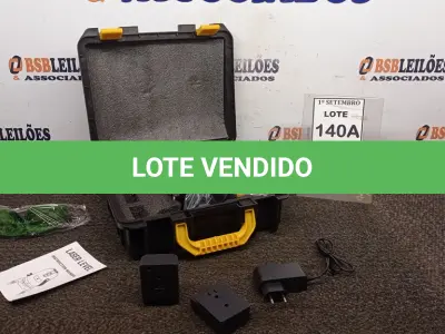 LOTE 140 - 01 NIVEL A LASER COM 2 BATERIAS MALETA ÓCULOS DE PROTEÇÃO. (NO ESTADO) ATENÇÃO! FAZER A VISITAÇÃO ANTES DE ARREMATAR, NÃO SABEMOS SE FUNCIONA, LEILÃO NÃO TEM GARANTIA E NEM DEVOLUÇÃO, SUJEITO A POSSÍVEIS AVARIAS VISÍVEIS/OCULTAS E/OU AUSÊNCIA DE COMPONENTES.
