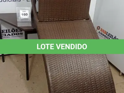 LOTE 160 - 01 ESPREGUIÇADEIRA. (NO ESTADO EM QUE SE ENCONTRA. SUJEITO A AVARIAS OCULTAS/VISÍVEIS.) BH1647X