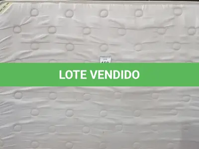 LOTE 150 - 01 COLCHÃO DE CASAL COM BASES 1,98CM X 1,58CM. (NO ESTADO EM QUE SE ENCONTRA. SUJEITO A AVARIAS OCULTAS/VISÍVEIS.) BJ6976U