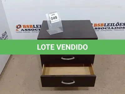 LOTE 049 - 01 GAVETEIRO 2 GAVETAS.  (NO ESTADO EM QUE SE ENCONTRA. SUJEITO A AVARIAS OCULTAS/VISÍVEIS.)