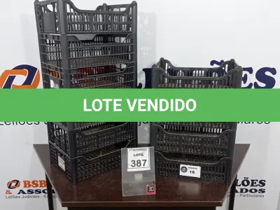 LOTE 387 - 10 CESTAS ORGANIZADORAS. (NO ESTADO) ATENÇÃO! FAZER A VISITAÇÃO ANTES DE ARREMATAR, NÃO SABEMOS SE FUNCIONA, LEILÃO NÃO TEM GARANTIA E NEM DEVOLUÇÃO, SUJEITO A POSSÍVEIS AVARIAS VISÍVEIS/OCULTAS E/OU AUSÊNCIA DE COMPONENTES.