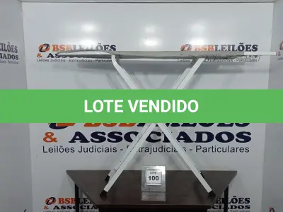 LOTE 100 - 01 TÁBUA DE PASSAR ROUPAS. (NO ESTADO EM QUE SE ENCONTRA. SUJEITO A AVARIAS OCULTAS/VISÍVEIS.)