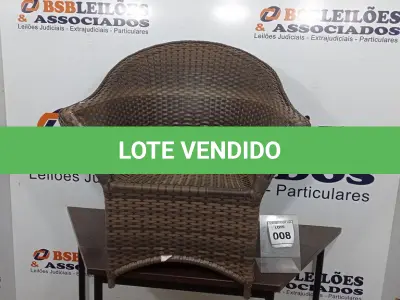 LOTE 008 - 01 CADEIRA DE JARDIM. (NO ESTADO EM QUE SE ENCONTRA. SUJEITO A AVARIAS OCULTAS/VISÍVEIS.) BF8719E