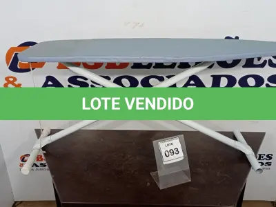 LOTE 093 - 01 TÁBUA DE PASSAR ROUPAS. (NO ESTADO EM QUE SE ENCONTRA. SUJEITO A AVARIAS OCULTAS/VISÍVEIS.)