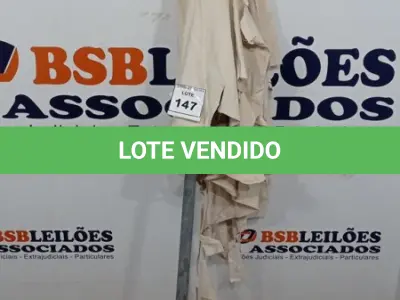 LOTE 147 - 01 UMBRELLA. (NO ESTADO EM QUE SE ENCONTRA. SUJEITO A AVARIAS OCULTAS/VISÍVEIS.) BH1583F