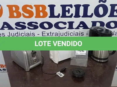 LOTE 032 - 01 CAFETEIRA REGISTRY  110V E 02 TORRADEIRAS 110V.(NO ESTADO EM QUE SE ENCONTRA. SUJEITO A AVARIAS OCULTAS/VISÍVEIS.)