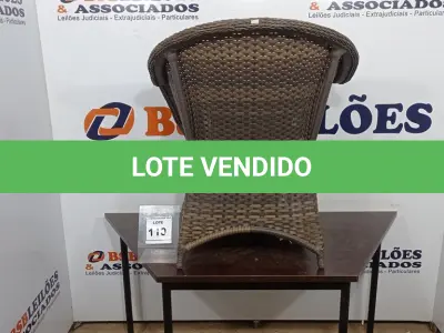 LOTE 110 - 01 CADEIRA DE JARDIM. (NO ESTADO EM QUE SE ENCONTRA. SUJEITO A AVARIAS OCULTAS/VISÍVEIS.) AV9405U