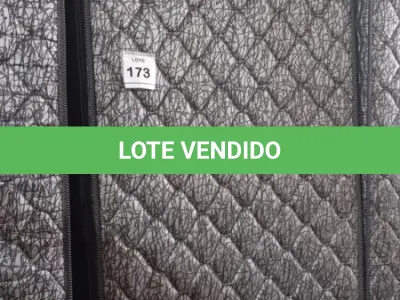 LOTE 173 - 01 COLCHÃO SOLTEIRO COM BASE 1,88CM X 0,88CM. (NO ESTADO EM QUE SE ENCONTRA. SUJEITO A AVARIAS OCULTAS/VISÍVEIS.) BJ7221H
