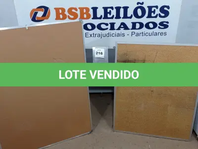 LOTE 216 - 01 LOTE DE QUADROS DE CORTIÇA. (NO ESTADO EM QUE SE ENCONTRA. SUJEITO A AVARIAS OCULTAS/VISÍVEIS.)