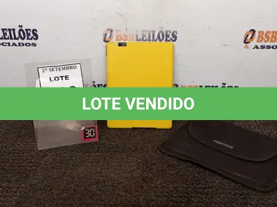 LOTE 010 - 01 TABLET MARCA POSITIVO. (NO ESTADO) ATENÇÃO! FAZER A VISITAÇÃO ANTES DE ARREMATAR, NÃO SABEMOS SE FUNCIONA, LEILÃO NÃO TEM GARANTIA E NEM DEVOLUÇÃO, SUJEITO A POSSÍVEIS AVARIAS VISÍVEIS/OCULTAS E/OU AUSÊNCIA DE COMPONENTES.