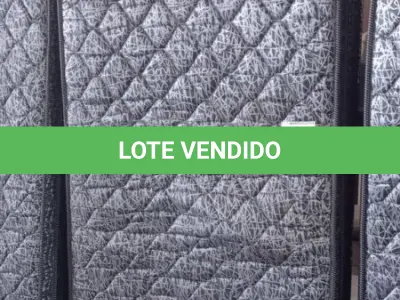 LOTE 188 - 01 COLCHÃO SOLTEIRO COM BASE 1,88CM X 0,88CM. (NO ESTADO EM QUE SE ENCONTRA. SUJEITO A AVARIAS OCULTAS/VISÍVEIS.) AU2472U