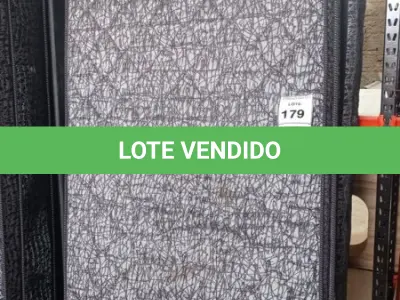 LOTE 179 - 01 COLCHÃO SOLTEIRO COM BASE 1,88CM X 0,88CM. (NO ESTADO EM QUE SE ENCONTRA. SUJEITO A AVARIAS OCULTAS/VISÍVEIS.) BJ7219T