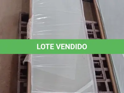 LOTE 185 - 02 VIDROS TEMPERADOS 2,20CM X 0,47CM .0,8MM. (NO ESTADO EM QUE SE ENCONTRA. SUJEITO A AVARIAS OCULTAS/VISÍVEIS.)