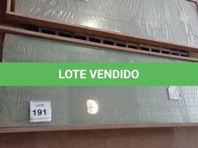 LOTE 191 - 03 VIDROS TEMPERADOS 1,50CM X 0,46CM. 0,8MM. (NO ESTADO EM QUE SE ENCONTRA. SUJEITO A AVARIAS OCULTAS/VISÍVEIS.)
