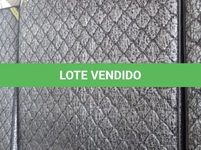 LOTE 171 - 01 COLCHÃO DE CASAL COM BASES 1,98CM X 1,58CM. (NO ESTADO EM QUE SE ENCONTRA. SUJEITO A AVARIAS OCULTAS/VISÍVEIS.) AU1898S