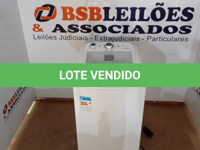 LOTE 004 - 01 MÁQUINA DE LAVAR 9KG ELECTROLUX (LED09) 220 VOLTS (NO ESTADO, NÃO SABEMOS SE FUNCIONA. LEILÃO NÃO TEM GARANTIA E NEM DEVOLUÇÃO, SUJEITO A POSSÍVEIS AVARIAS VISÍVEIS/OCULTAS E/OU AUSÊNCIA DE COMPONENTES)