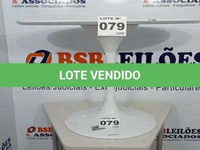 LOTE 079 - 01 BASE PARA MESA (NO ESTADO, NÃO SABEMOS SE FUNCIONA. LEILÃO NÃO TEM GARANTIA E NEM DEVOLUÇÃO, SUJEITO A POSSÍVEIS AVARIAS VISÍVEIS/OCULTAS E/OU AUSÊNCIA DE COMPONENTES)