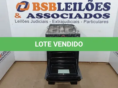 LOTE 008 - 01 FOGÃO ESMALTEC IDEAL POP 4 BOCAS AUTOMÁTICO - PRETO - BIVOLT (NO ESTADO, NÃO SABEMOS SE FUNCIONA. LEILÃO NÃO TEM GARANTIA E NEM DEVOLUÇÃO, SUJEITO A POSSÍVEIS AVARIAS VISÍVEIS/OCULTAS E/OU AUSÊNCIA DE COMPONENTES)