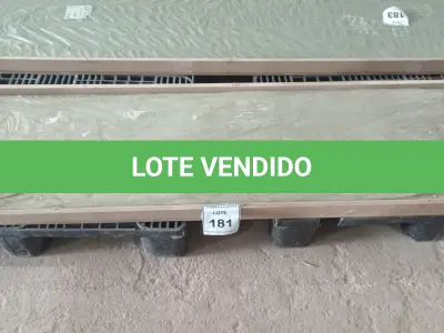 LOTE 181 - 02 VIDROS 2,20CM X 0,47CM 0,8MM. (NO ESTADO EM QUE SE ENCONTRA. SUJEITO A AVARIAS OCULTAS/VISÍVEIS.)