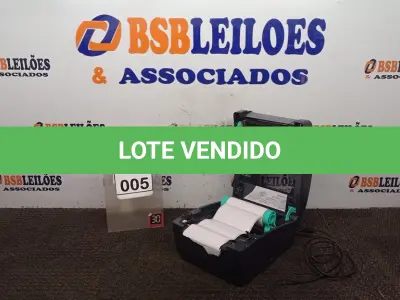 LOTE 005 - 01 IMPRESSORA DE ETIQUETAS MARCA TSC. (NO ESTADO) ATENÇÃO! FAZER A VISITAÇÃO ANTES DE ARREMATAR, NÃO SABEMOS SE FUNCIONA, LEILÃO NÃO TEM GARANTIA E NEM DEVOLUÇÃO, SUJEITO A POSSÍVEIS AVARIAS VISÍVEIS/OCULTAS E/OU AUSÊNCIA DE COMPONENTES.