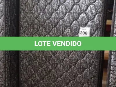 LOTE 200 - 01 COLCHÃO SOLTEIRO COM BASE 1,88CM X 0,88CM. (NO ESTADO EM QUE SE ENCONTRA. SUJEITO A AVARIAS OCULTAS/VISÍVEIS.) BJ7201J