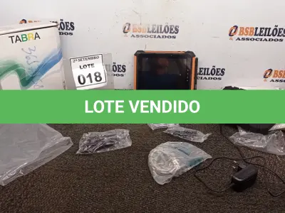 LOTE 018 - 01 TABLET QAV 801 8GB MARCA TABRA. (NO ESTADO) ATENÇÃO! FAZER A VISITAÇÃO ANTES DE ARREMATAR, NÃO SABEMOS SE FUNCIONA, LEILÃO NÃO TEM GARANTIA E NEM DEVOLUÇÃO, SUJEITO A POSSÍVEIS AVARIAS VISÍVEIS/OCULTAS E/OU AUSÊNCIA DE COMPONENTES.
