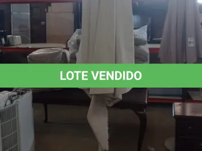 LOTE 221 - 01 UMBRELLA (GUARDA SOL). (NO ESTADO EM QUE SE ENCONTRA. SUJEITO A AVARIAS OCULTAS/VISÍVEIS.)  BH1656K