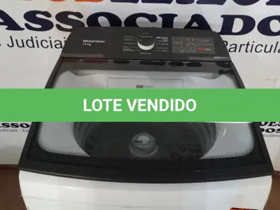 LOTE 024 - 01 LAVADORA DE ROUPAS BRASTEMP 15 KG BRANCA - BWF15AB 220VOLTS (NO ESTADO, NÃO SABEMOS SE FUNCIONA. LEILÃO NÃO TEM GARANTIA E NEM DEVOLUÇÃO, SUJEITO A POSSÍVEIS AVARIAS VISÍVEIS/OCULTAS E/OU AUSÊNCIA DE COMPONENTES)