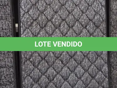 LOTE 153 - 01 COLCHÃO SOLTEIRO COM BASE 1,88CM X 0,88CM. (NO ESTADO EM QUE SE ENCONTRA. SUJEITO A AVARIAS OCULTAS/VISÍVEIS.) BJ7221G