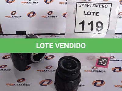 LOTE 119 - 01 MÁQUINA FOTOGRÁFICA DIGITAL MARCA NIKON MODELO D3000. (NO ESTADO) ATENÇÃO! FAZER A VISITAÇÃO ANTES DE ARREMATAR, NÃO SABEMOS SE FUNCIONA, LEILÃO NÃO TEM GARANTIA E NEM DEVOLUÇÃO, SUJEITO A POSSÍVEIS AVARIAS VISÍVEIS/OCULTAS E/OU AUSÊNCIA DE COMPONENTES.