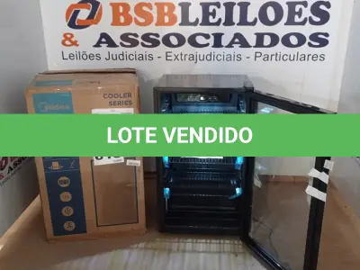 LOTE 013 - 01 CERVEJEIRA FROST FREE FLEX 3 EM 1 MIDEA 96 LITROS MIDEA (NO ESTADO, NÃO SABEMOS SE FUNCIONA. LEILÃO NÃO TEM GARANTIA E NEM DEVOLUÇÃO, SUJEITO A POSSÍVEIS AVARIAS VISÍVEIS/OCULTAS E/OU AUSÊNCIA DE COMPONENTES)