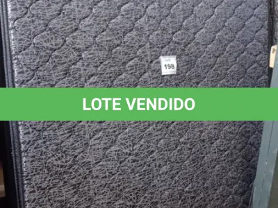 LOTE 198 - 01 COLCHÃO DE CASAL COM BASES 1,98CM X 1,58CM. (NO ESTADO EM QUE SE ENCONTRA. SUJEITO A AVARIAS OCULTAS/VISÍVEIS.)