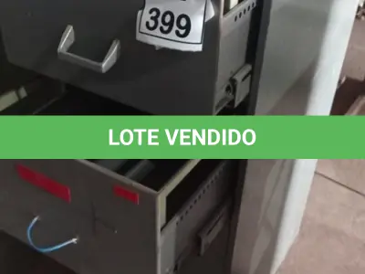 LOTE 399 - 01 ARQUIVO DE AÇO COM 04 GAVETAS. (NO ESTADO) ATENÇÃO! FAZER A VISITAÇÃO ANTES DE ARREMATAR, NÃO SABEMOS SE FUNCIONA, LEILÃO NÃO TEM GARANTIA E NEM DEVOLUÇÃO, SUJEITO A POSSÍVEIS AVARIAS VISÍVEIS/OCULTAS E/OU AUSÊNCIA DE COMPONENTES.