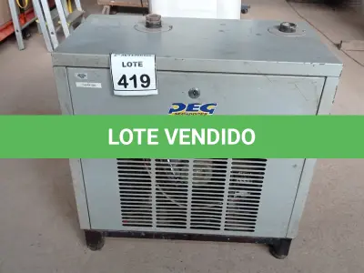 LOTE 419 - 01 SECADOR DE AR ADH-10. (NO ESTADO) ATENÇÃO! FAZER A VISITAÇÃO ANTES DE ARREMATAR, NÃO SABEMOS SE FUNCIONA, LEILÃO NÃO TEM GARANTIA E NEM DEVOLUÇÃO, SUJEITO A POSSÍVEIS AVARIAS VISÍVEIS/OCULTAS E/OU AUSÊNCIA DE COMPONENTES.