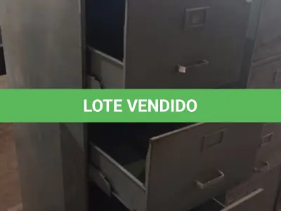 LOTE 394 - 01 ARQUIVO DE AÇO COM 04 GAVETAS. (NO ESTADO) ATENÇÃO! FAZER A VISITAÇÃO ANTES DE ARREMATAR, NÃO SABEMOS SE FUNCIONA, LEILÃO NÃO TEM GARANTIA E NEM DEVOLUÇÃO, SUJEITO A POSSÍVEIS AVARIAS VISÍVEIS/OCULTAS E/OU AUSÊNCIA DE COMPONENTES.