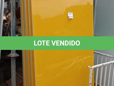 LOTE 454 - 06 MONITORES LCD DE MARCAS MODELOS DIVERSOS. (NO ESTADO) ATENÇÃO! FAZER A VISITAÇÃO ANTES DE ARREMATAR, NÃO SABEMOS SE FUNCIONA, LEILÃO NÃO TEM GARANTIA E NEM DEVOLUÇÃO, SUJEITO A POSSÍVEIS AVARIAS VISÍVEIS/OCULTAS E/OU AUSÊNCIA DE COMPONENTES.