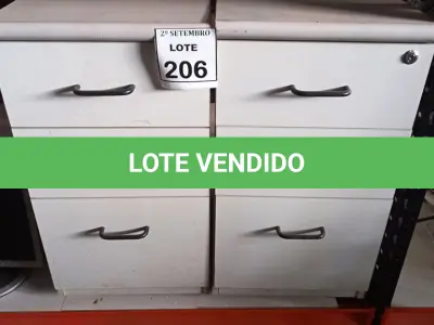 LOTE 206 - 02 GAVETEIROS COM 03 GAVETAS CADA. (NO ESTADO) ATENÇÃO! FAZER A VISITAÇÃO ANTES DE ARREMATAR, NÃO SABEMOS SE FUNCIONA, LEILÃO NÃO TEM GARANTIA E NEM DEVOLUÇÃO, SUJEITO A POSSÍVEIS AVARIAS VISÍVEIS/OCULTAS E/OU AUSÊNCIA DE COMPONENTES.