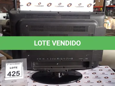 LOTE 425 - 01 TV LCD 26’’. (NO ESTADO) ATENÇÃO! FAZER A VISITAÇÃO ANTES DE ARREMATAR, NÃO SABEMOS SE FUNCIONA, LEILÃO NÃO TEM GARANTIA E NEM DEVOLUÇÃO, SUJEITO A POSSÍVEIS AVARIAS VISÍVEIS/OCULTAS E/OU AUSÊNCIA DE COMPONENTES.